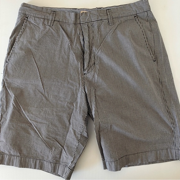 J. Crew Other - Men’s J. Crew Black and white Checkered Cotton Shorts size 32
